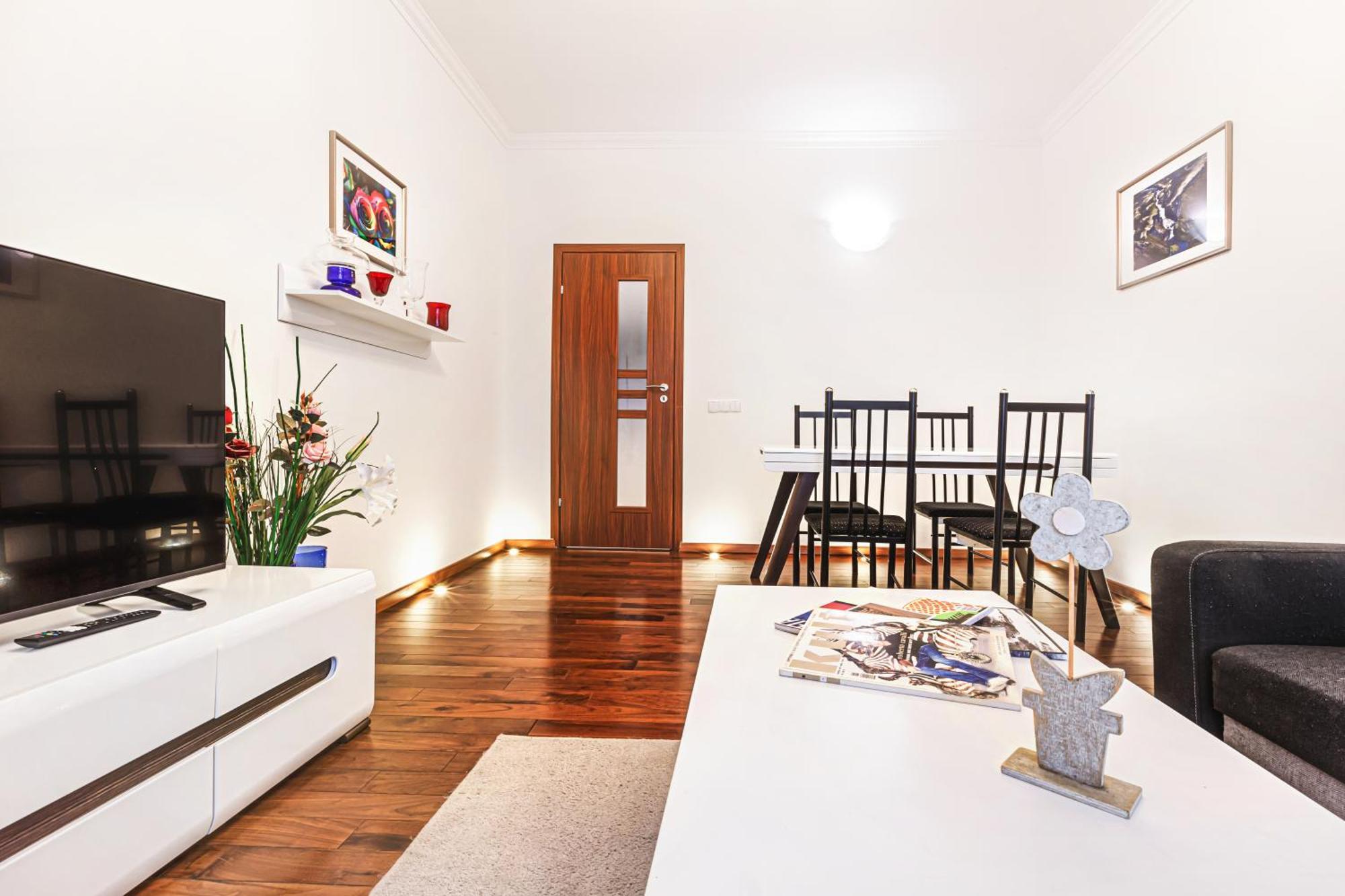 Klimatyczny Apartament W Centrum Вроцлав Экстерьер фото